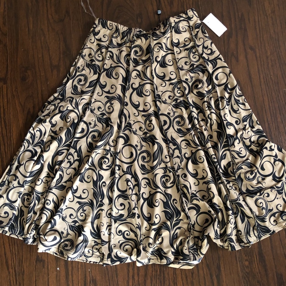 Petite small tan and black midi skirt